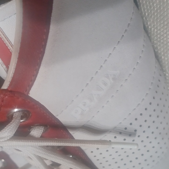 Prada Shoes - Picture 7 of 8